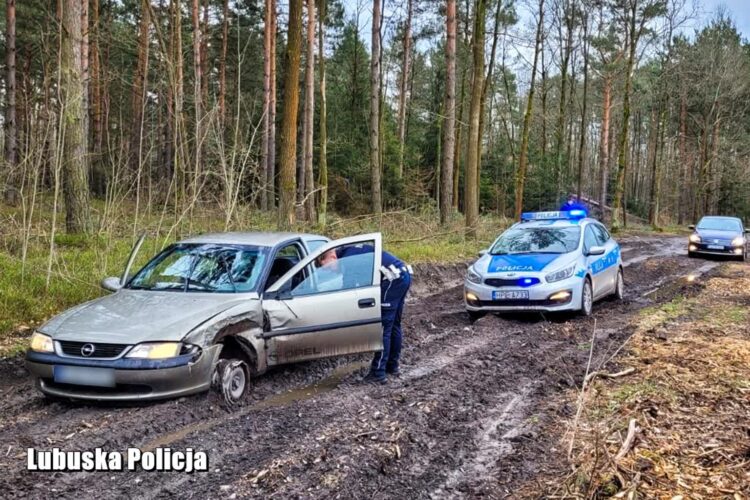 Poszukiwany 37-latek ze Szprotawy zatrzymany po pościgu. Trafił do aresztu Radio Zachód - Lubuskie