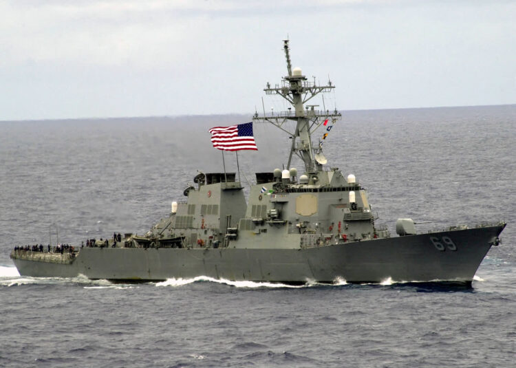 USS Milius Fot. U.S. Navy, Daniel J. McLain. Public Domain, https://commons.wikimedia.org/w/index.php?curid=8177468