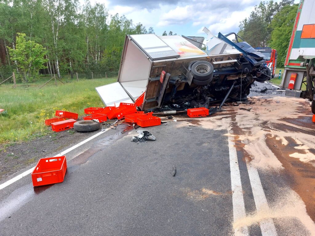 Wypadek na DK 22 między Kostrzynem a Skwierzyną. Jedna osoba nie żyje Radio Zachód - Lubuskie