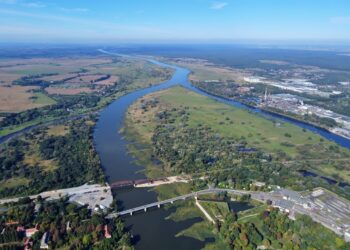 Ujście Warty do Odry w Kostrzynie nad Odrą. Fot. Kapitel, Wikipedia,