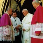 Wizyta papieża w Gorzowie była jednym z punktów VI Pielgrzymki Jana Pawła II do Polski, podczas której papież w ciągu 11 dni odwiedził 12 miejscowości. Do Gorzowa przyleciał, 2 czerwca 1997 r., w trzecim dniu pobytu w ojczyźnie/archiwum kurii