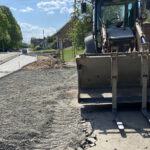 Uciążliwy dojazd do wielkiej fabryki mebli będzie odnowiony. Minister odwiedził teren inwestycji Radio Zachód - Lubuskie