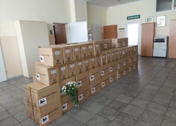 Ponad 2 tysiące tabletów trafi do szkół z powiatu zielonogórskiego Radio Zachód - Lubuskie