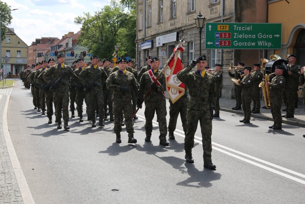 Wielkopolska Brygada Zmechanizowana ma 27 lat [MNÓSTWO ZDJĘĆ] Radio Zachód - Lubuskie