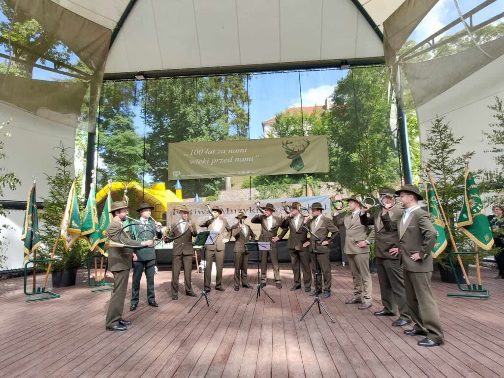 Festiwal Muzyki Myśliwskiej i Dziczyzny w Łagowie Radio Zachód - Lubuskie