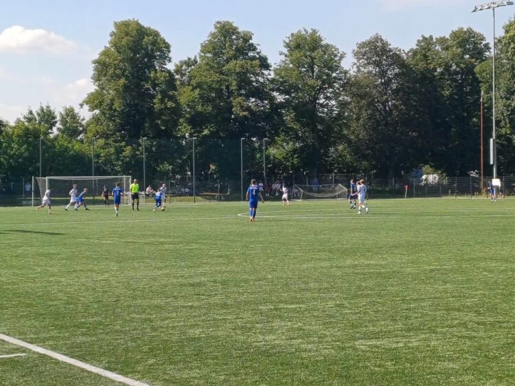 Bolesne przywitanie Stilonu z CLJ U15 Radio Zachód - Lubuskie