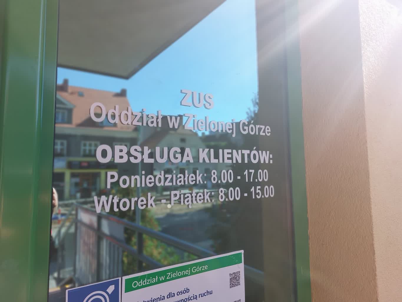 ZUS: emerytura w większości na konto Radio Zachód - Lubuskie