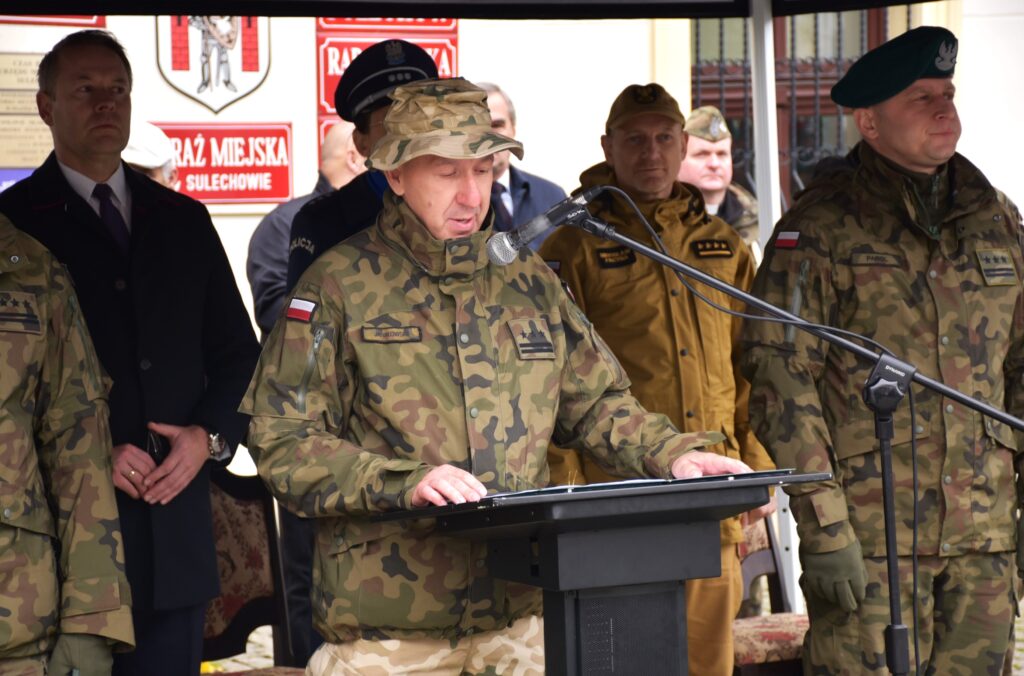 W Sulechowie pożegnano żołnierzy XV zmiany PKW Irak Radio Zachód - Lubuskie