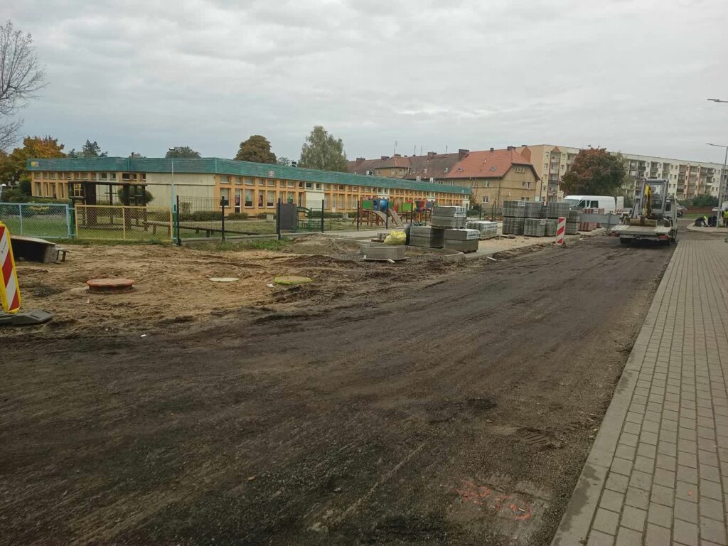 Trwa remont ulic na żagańskim osiedlu na górce fot. K.Gonera