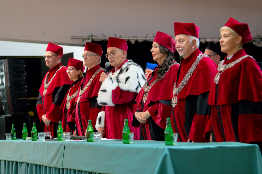 Inauguracja roku akademickiego 2023/2024 na Uniwersytecie Zielonogórskim [ZDJĘCIA] Radio Zachód - Lubuskie