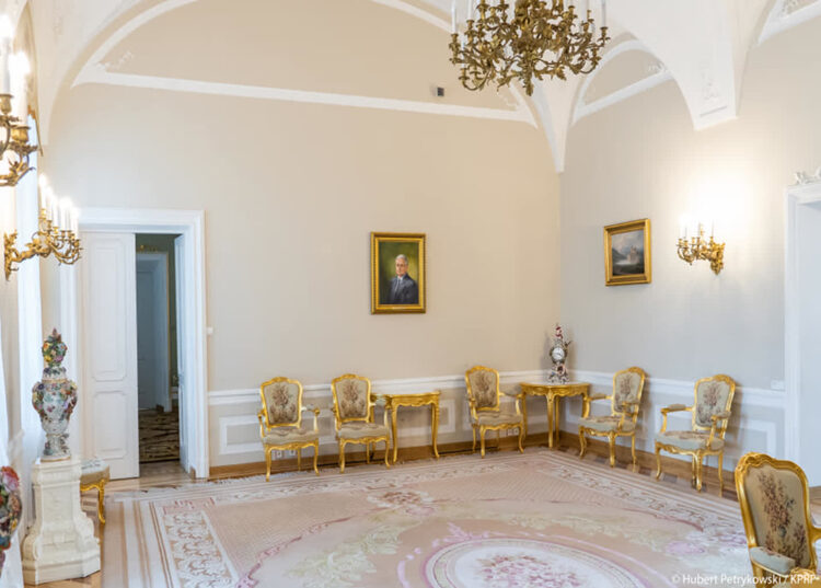 Fot. W Pałacu Prezydenckim/FB. Sala Biała Pałacu Prezydenckiego, w której odbywają się konsultacje