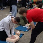 Rekord dla życia. Uczniowie zielonogórskiego "Ekonomika" wiedzą jak z głową wykonać resuscytację Radio Zachód - Lubuskie