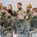 W klasie mają militarny sprzęt i lokomotywę. Musisz zdecydować jakiego koloru mundur chcesz nosić w życiu, by uczyć się w ZSC w Czerwieńsku Radio Zachód - Lubuskie