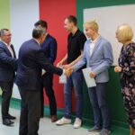 W klasie mają militarny sprzęt i lokomotywę. Musisz zdecydować jakiego koloru mundur chcesz nosić w życiu, by uczyć się w ZSC w Czerwieńsku Radio Zachód - Lubuskie