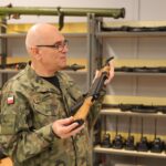 W klasie mają militarny sprzęt i lokomotywę. Musisz zdecydować jakiego koloru mundur chcesz nosić w życiu, by uczyć się w ZSC w Czerwieńsku Radio Zachód - Lubuskie