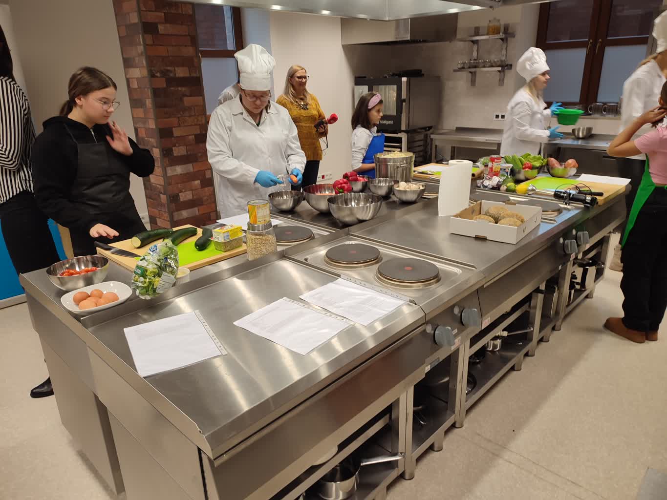 Hamburger z ciecierzycy najsmaczniejszy Radio Zachód - Lubuskie