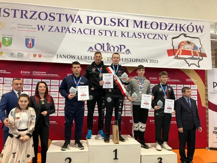 Lubuscy zapaśnicy z medalami mistrzostw Polski Radio Zachód - Lubuskie