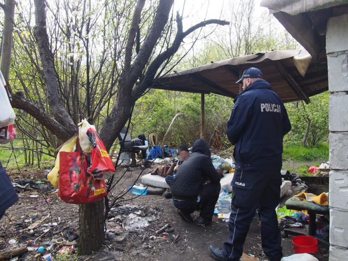 Podczas zimowej aury wspierajmy osoby bezdomne Radio Zachód - Lubuskie