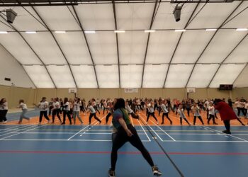 Zumba międzypokoleniowa - tańczyli uczniowie, tańczyli seniorzy Radio Zachód - Lubuskie