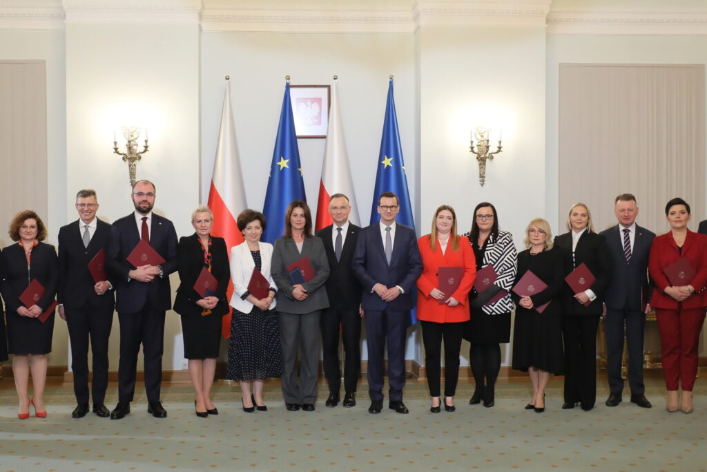 Znamy skład nowego rządu. Prezydent Andrzej Duda zaprzysiągł Mateusza Morawieckiego na premiera i powołał Radę Ministrów Radio Zachód - Lubuskie