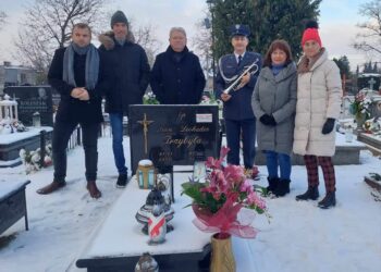 IPN oznaczył grób podporucznik Leokadii Przybyły, kombatantki z Bytomia Odrz. Radio Zachód - Lubuskie