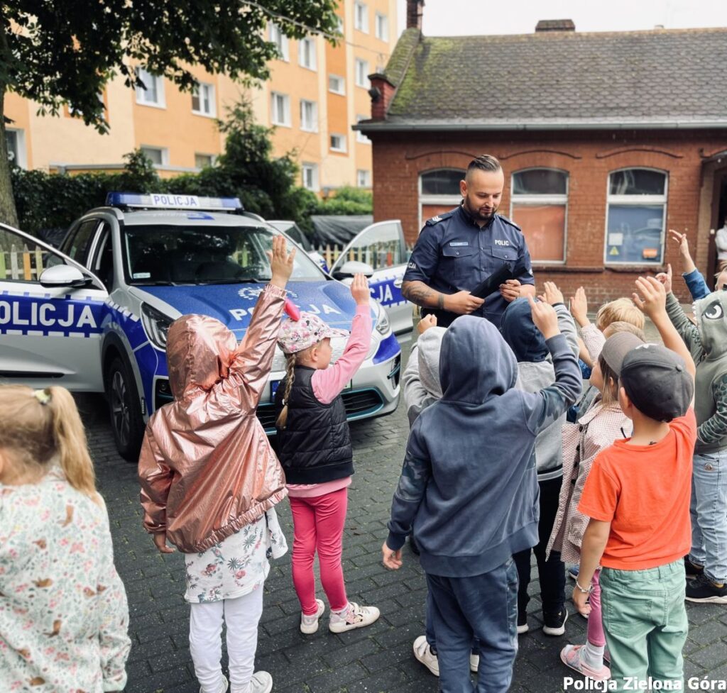 Szukasz pracy? Policjanci zapraszają w swoje szeregi Radio Zachód - Lubuskie