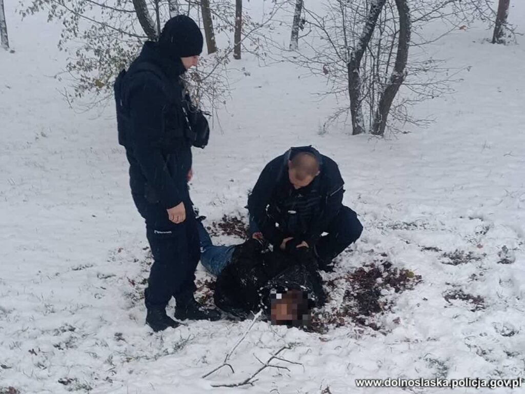 Maksymilian F. po postrzeleniu policjantów zdołał zdjąć kajdanki Radio Zachód - Lubuskie