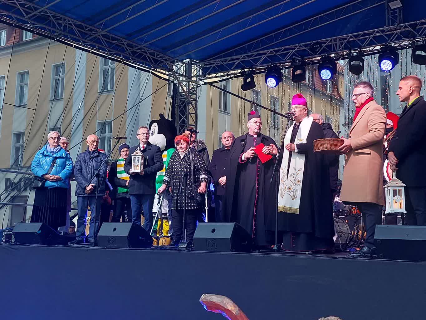 Kolędy, życzenia i mnóstwo jedzenia – za nami Miejska Wigilia [ZDJĘCIA] Radio Zachód - Lubuskie