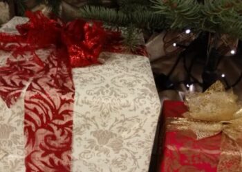 Ile wydajemy na świąteczne prezenty? Radio Zachód - Lubuskie