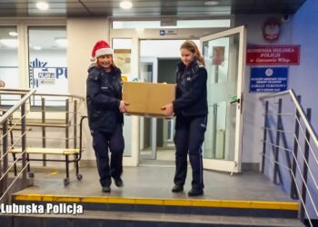 „Przyjazna Zima” policjantów, uczniów i Caritasu Radio Zachód - Lubuskie