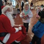 Mikołaj w żarskim Folwarku Zamkowym [ZDJĘCIA] Radio Zachód - Lubuskie