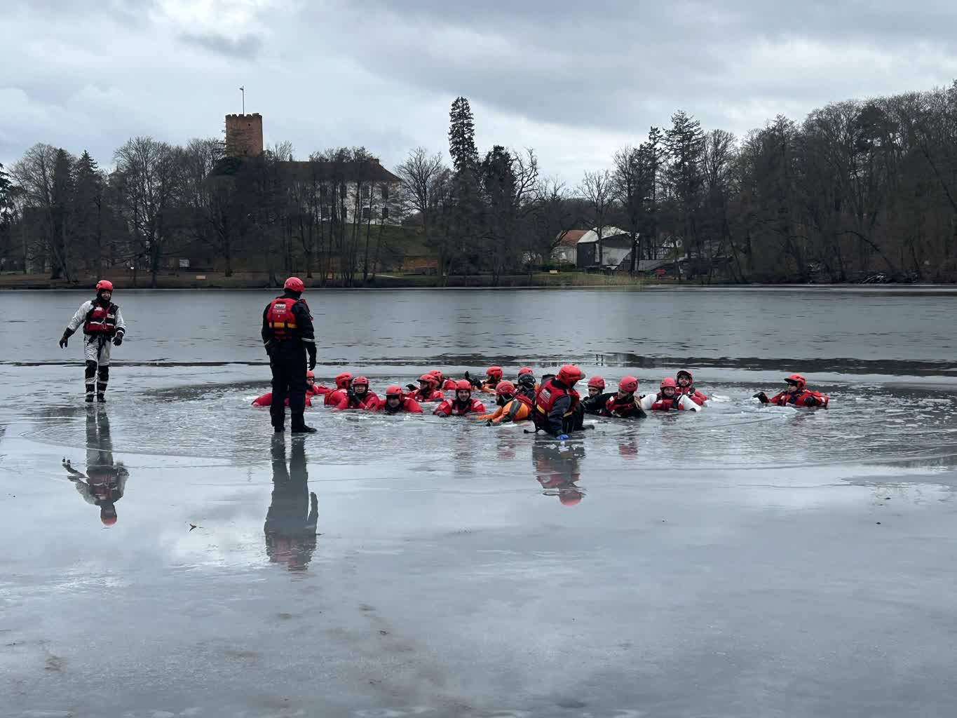 Dwóch nastolatków z zarzutami zabójstwa mieszkanek Brójec i Łagowca