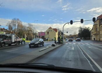 Awaria sygnalizacji świetlnej na skrzyżowaniu ul. Wrocławskiej z Lwowską Radio Zachód - Lubuskie