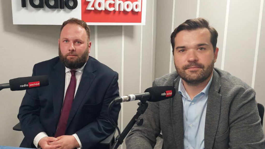 Paweł Pleśniar – ekspert z dziedziny kolejnictwa i transportu publicznego i Karol Waldmann – projektant urbanista; Radio Zachód - Lubuskie