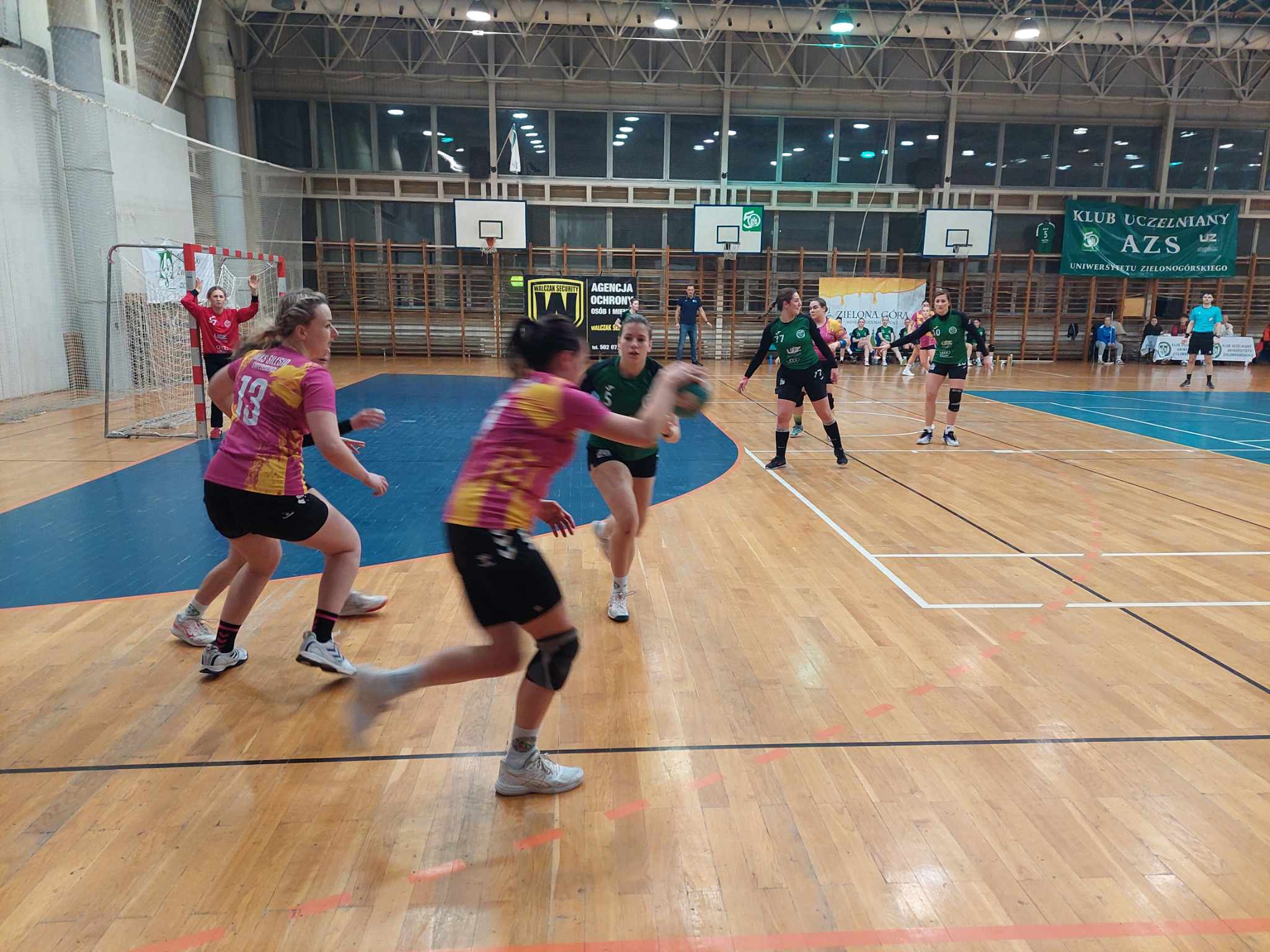 Wysokie zwycięstwo zielonogórskich szczypiornistek Radio Zachód - Lubuskie