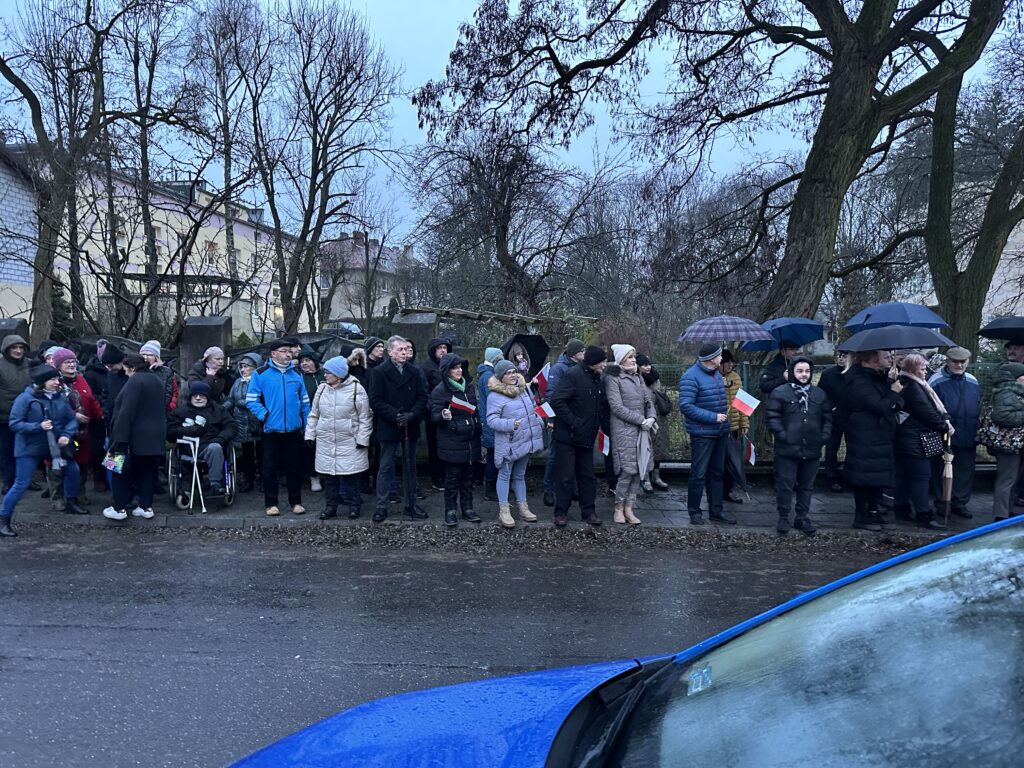 Przed Radiem Zachód odbył się protest w obronie wolnych mediów Radio Zachód - Lubuskie