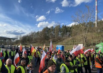 Rolnicy blokują przejście graniczne w Świecku Radio Zachód - Lubuskie
