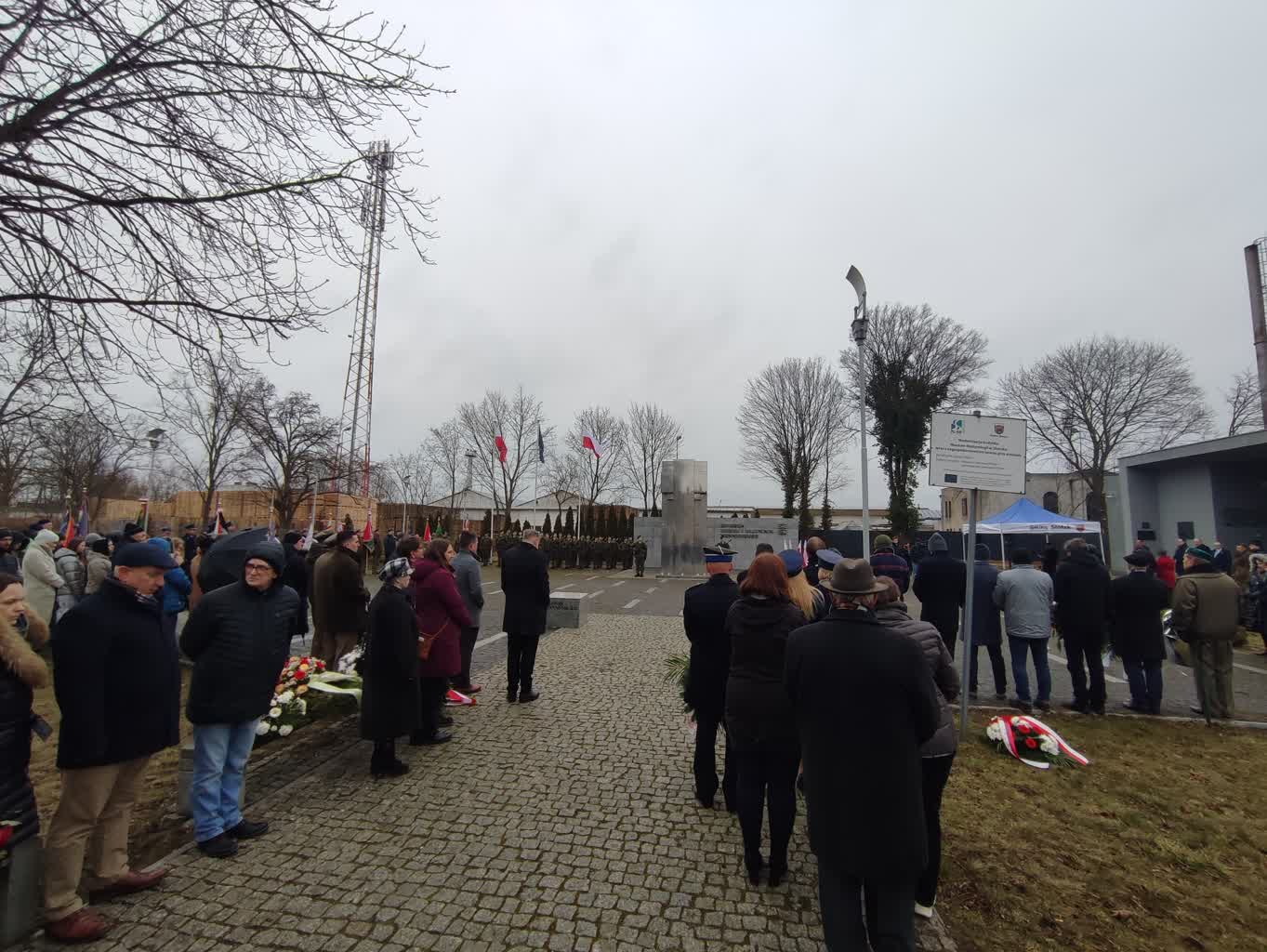 Uroczystości w Słońsku w 79 rocznicę wyzwolenia obozu koncentracyjnego Radio Zachód - Lubuskie