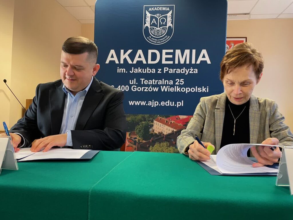 Umowa na dofinansowanie AJP podpisana Radio Zachód - Lubuskie