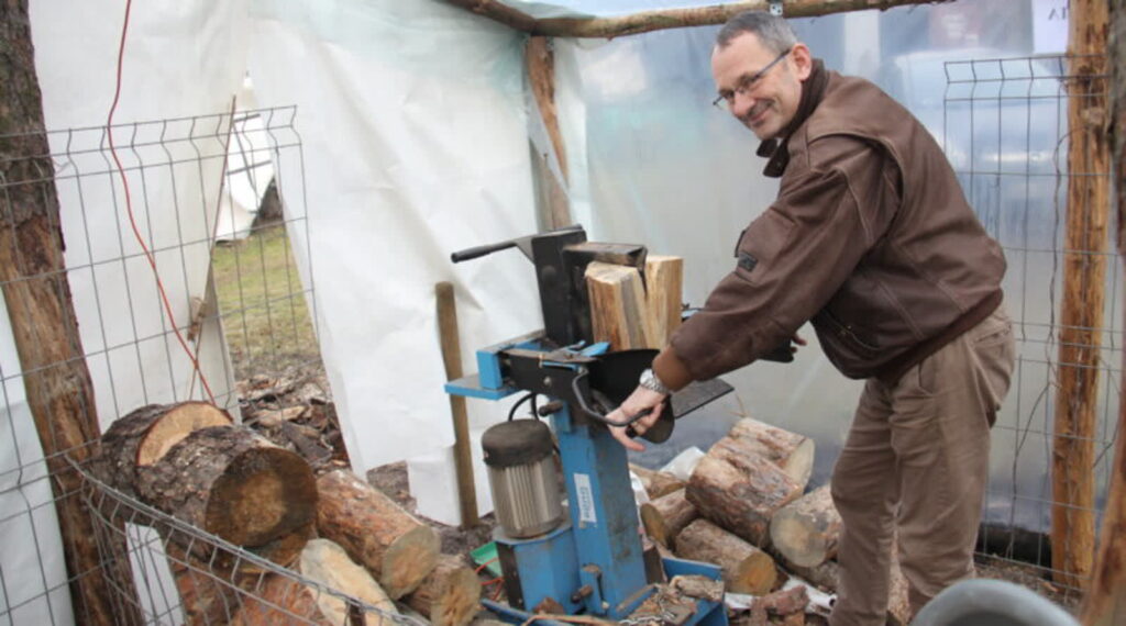 Drewno dla potrzebującym