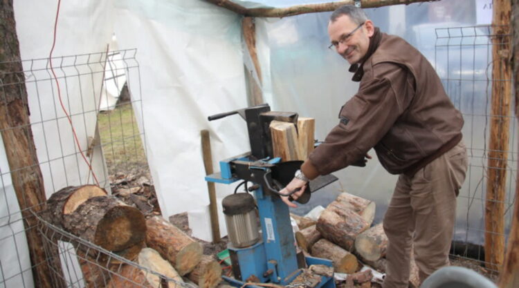 Drewno dla potrzebującym