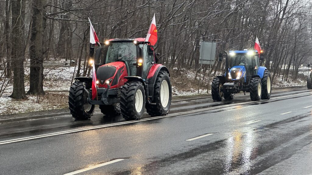 Centrum Zielonej Góry zablokowane niemal 250 ciągnikami. Rolnicy zapowiadają kolejny protest! Radio Zachód - Lubuskie