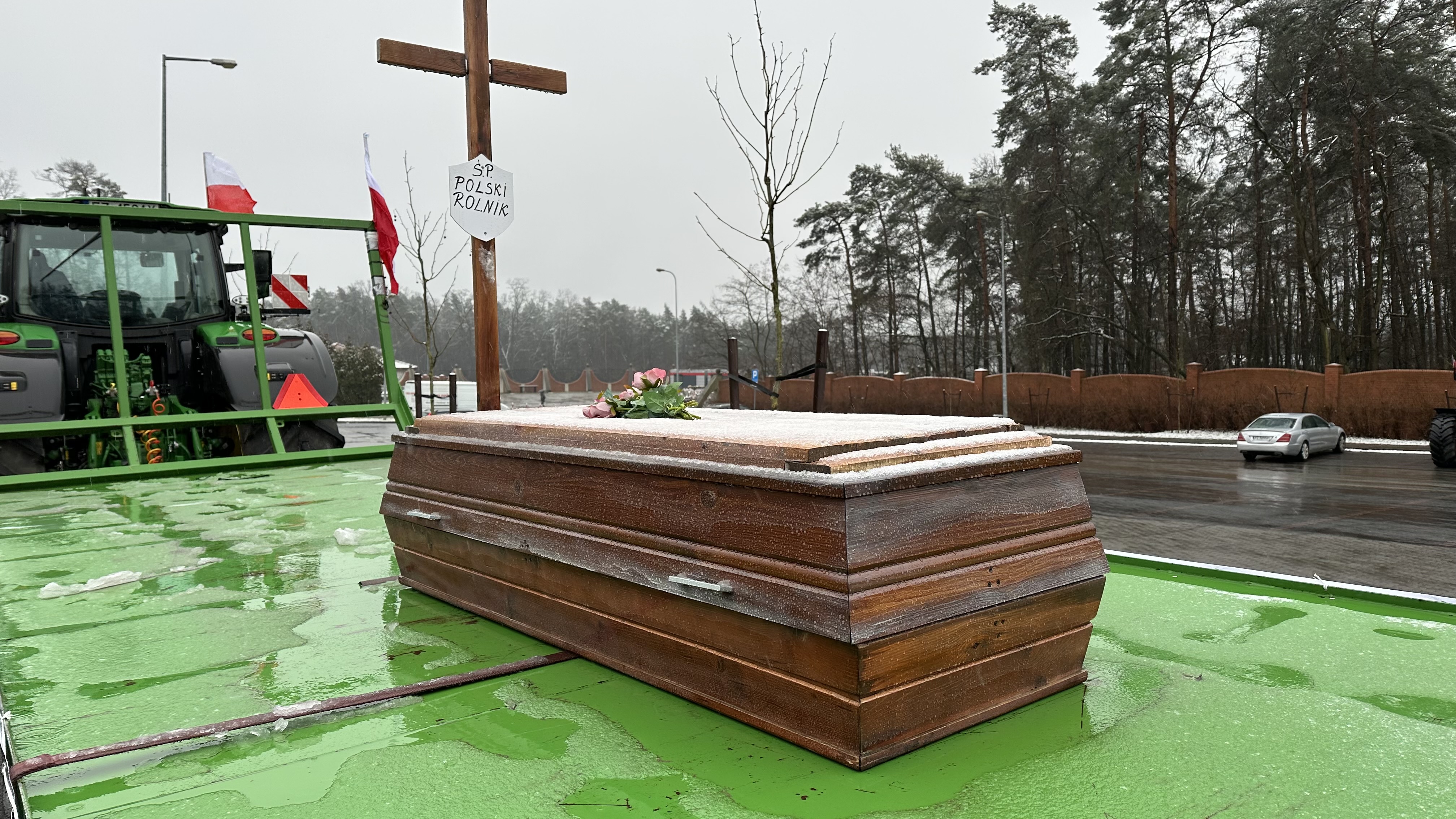 Centrum Zielonej Góry zablokowane niemal 250 ciągnikami. Rolnicy zapowiadają kolejny protest!