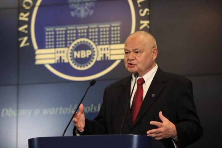 Osiem zarzutów dla prezesa NBP Radio Zachód - Lubuskie