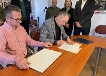 Urzędnicy podpisali porozumienie społeczne z Marcinem Pabierowskim Radio Zachód - Lubuskie