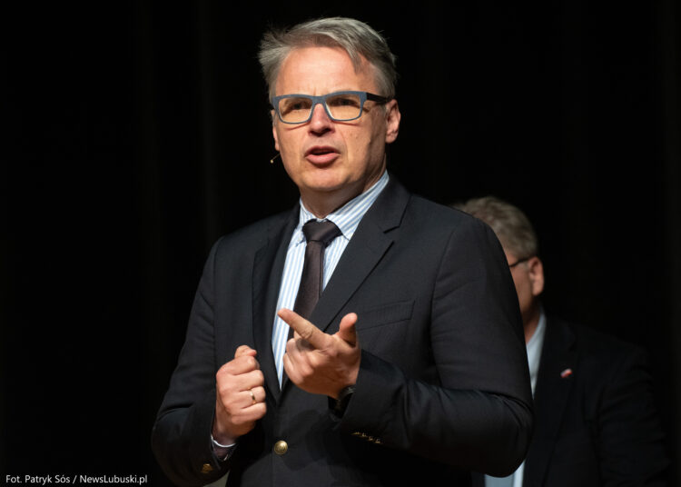 Fot. Patryk Sós/NewsLubuski.pl, Zielona Gora, 03.04.2024. Debata kandydatow na prezydenta Zielonej Gory.