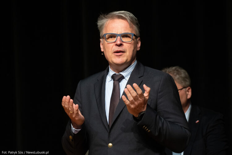 Fot. Patryk Sós/NewsLubuski.pl, Zielona Gora, 03.04.2024. Debata kandydatow na prezydenta Zielonej Gory.