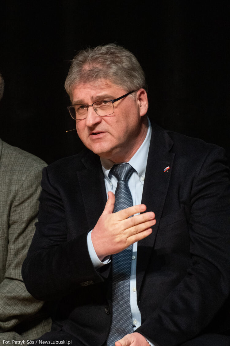 Fot. Patryk Sós/NewsLubuski.pl, Zielona Gora, 03.04.2024. Debata kandydatow na prezydenta Zielonej Gory.