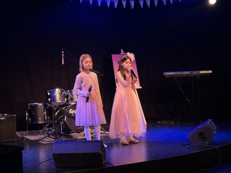 W ZOK-u trwa ,,Dziecięcy i młodzieżowy festiwal piosenki'' Radio Zachód - Lubuskie