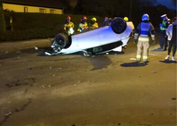 Wyglądało bardzo groźnie. W Kłodawie dachowało auto Radio Zachód - Lubuskie